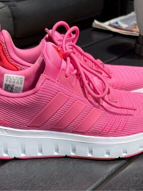 Adidas - Size 7